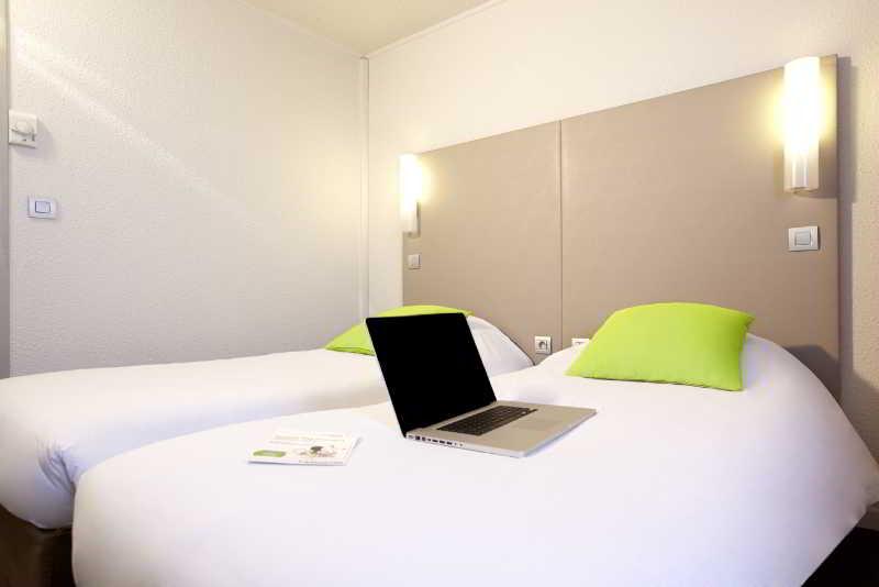 Campanile Paris Ouest - Gennevilliers Port Hotell Exteriör bild