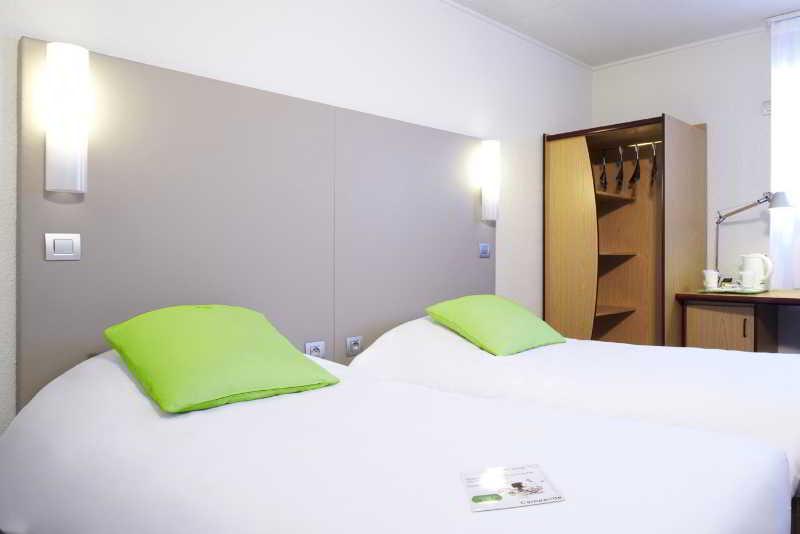 Campanile Paris Ouest - Gennevilliers Port Hotell Exteriör bild