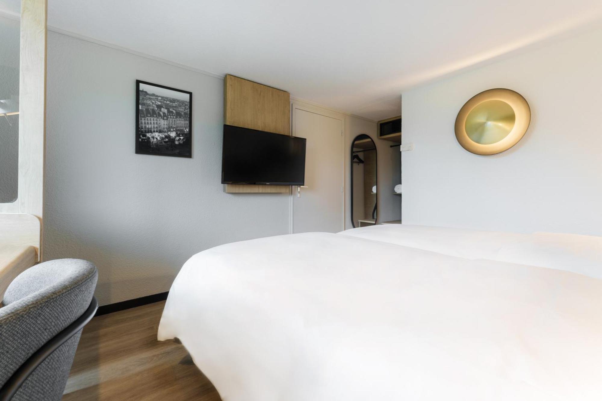 Campanile Paris Ouest - Gennevilliers Port Hotell Exteriör bild